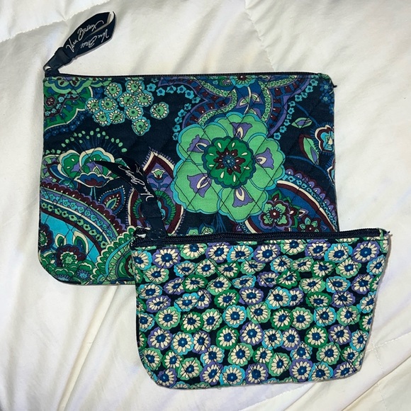 Vera Bradley travel cosmetic bags - Picture 2 of 2